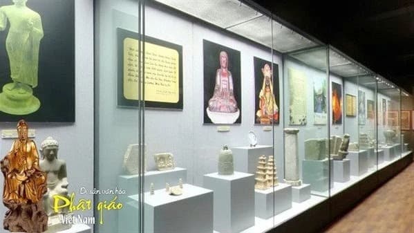 Tham quan VR bảo tàng